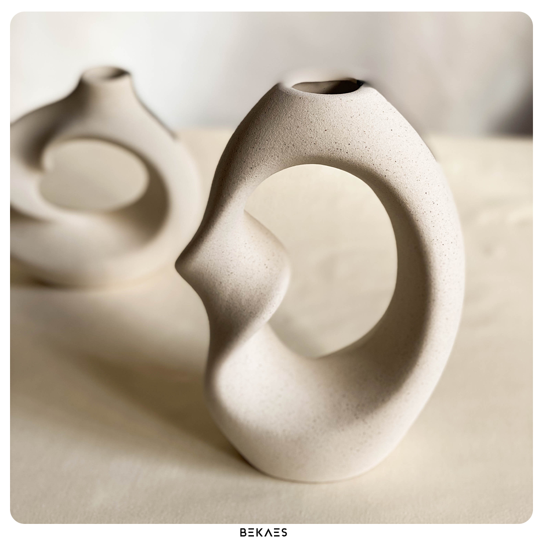 The Twisted Vases