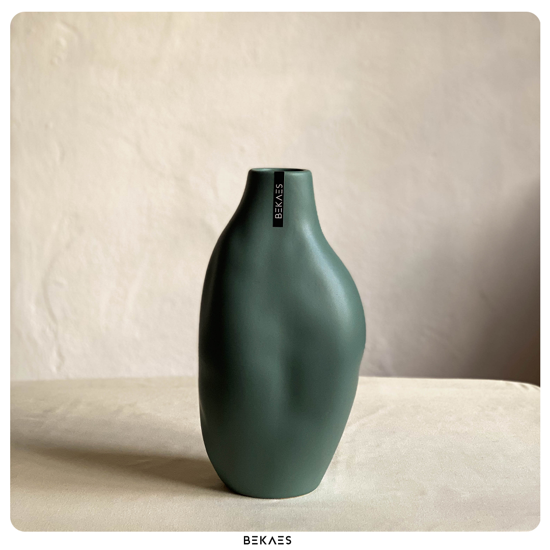 The Blissful Vases