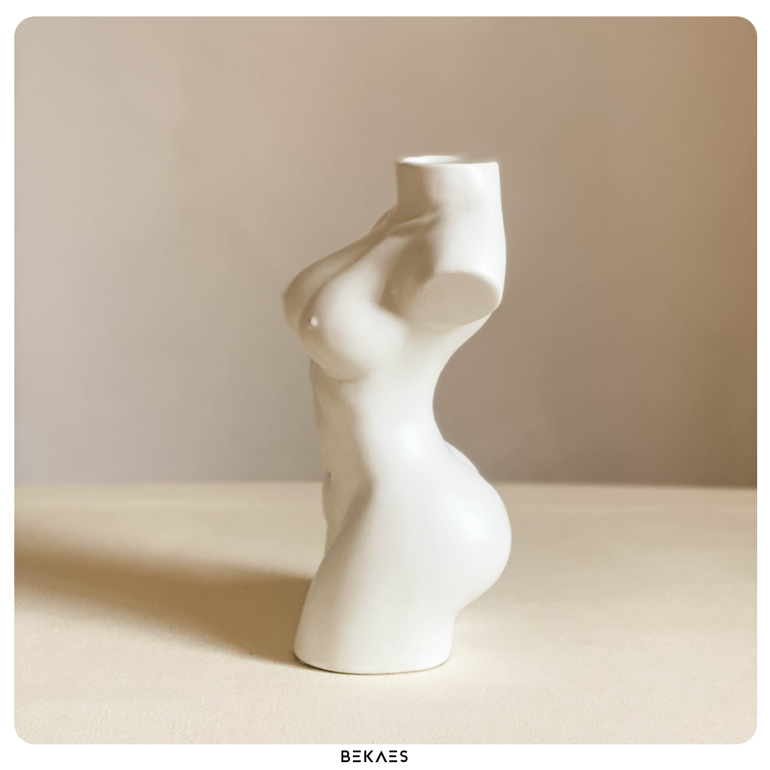 The Silhouette Vase