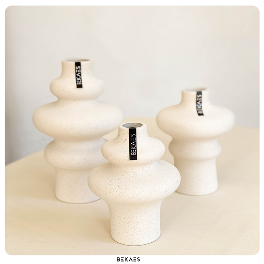 The Wavy Vases